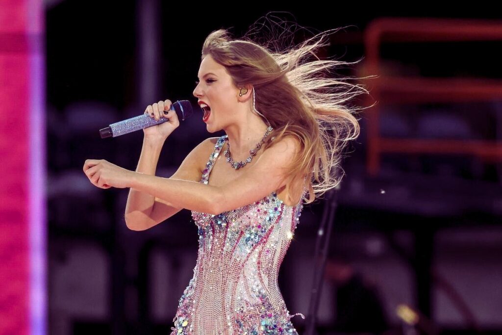 Taylor swift Collectible Items